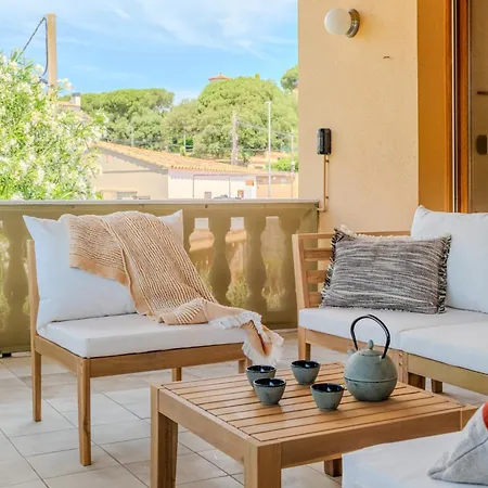 Costa Brava With Private Pool Montrás